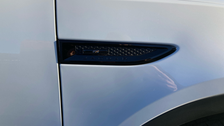 Jaguar E-Pace 2.0d [180] Chequered Flag Edition 5dr Auto Diesel Estate